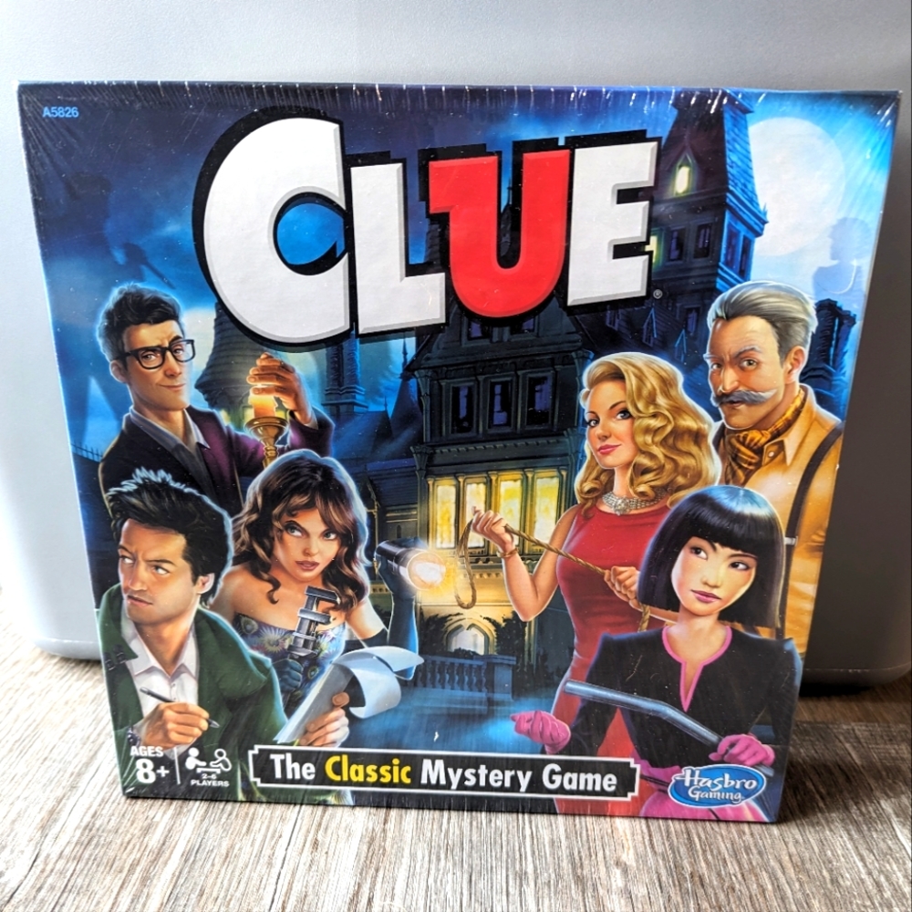 NWT Clue Hasbro Classic Board Game
